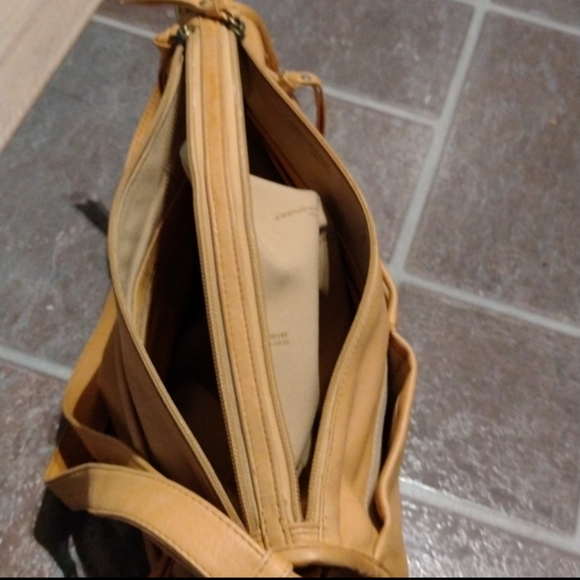 Derek alexander 2way beige Tan color crossbody and shoulder bag - Picture 12 of 14